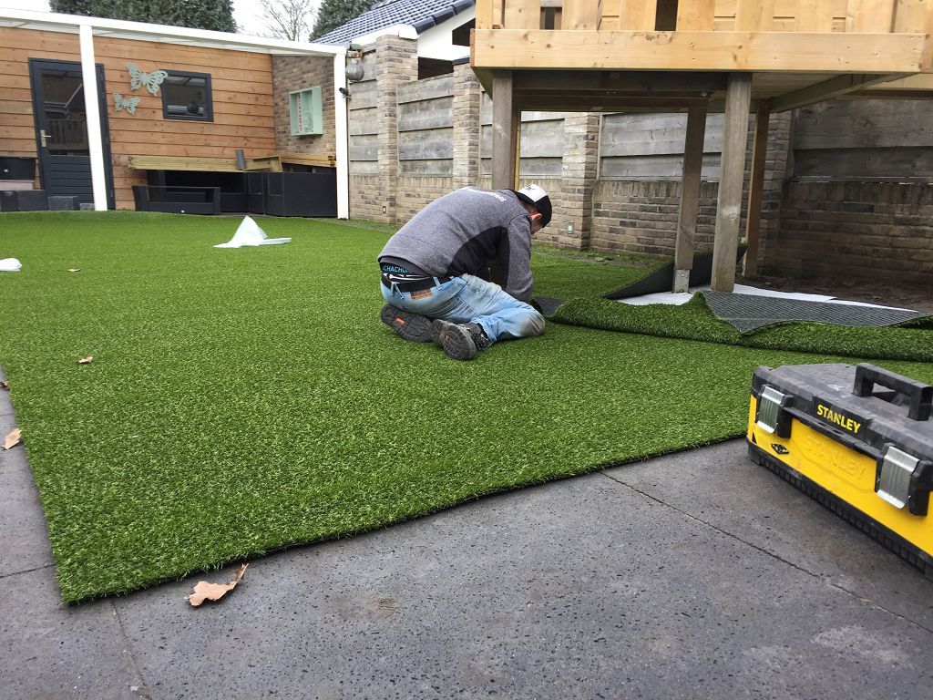  What Is The Best Surface For Artificial Grass?  thumbnail